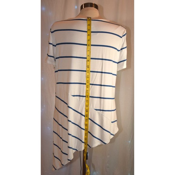 Chicos white/blue striped top size 2 (12/14) - Picture 5 of 8
